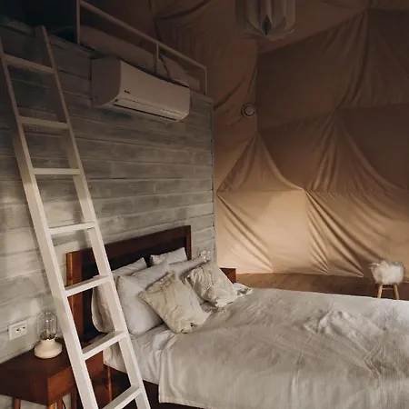 Luxury tent World Peaks Hotel Richka