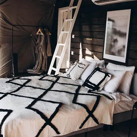 World Peaks Hotel Luxury tent *